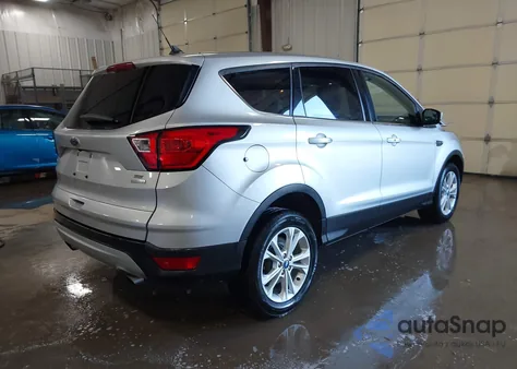 2019 Ford Escape Se from USA, damaged, VIN 1FMCU0GD2KUC26526